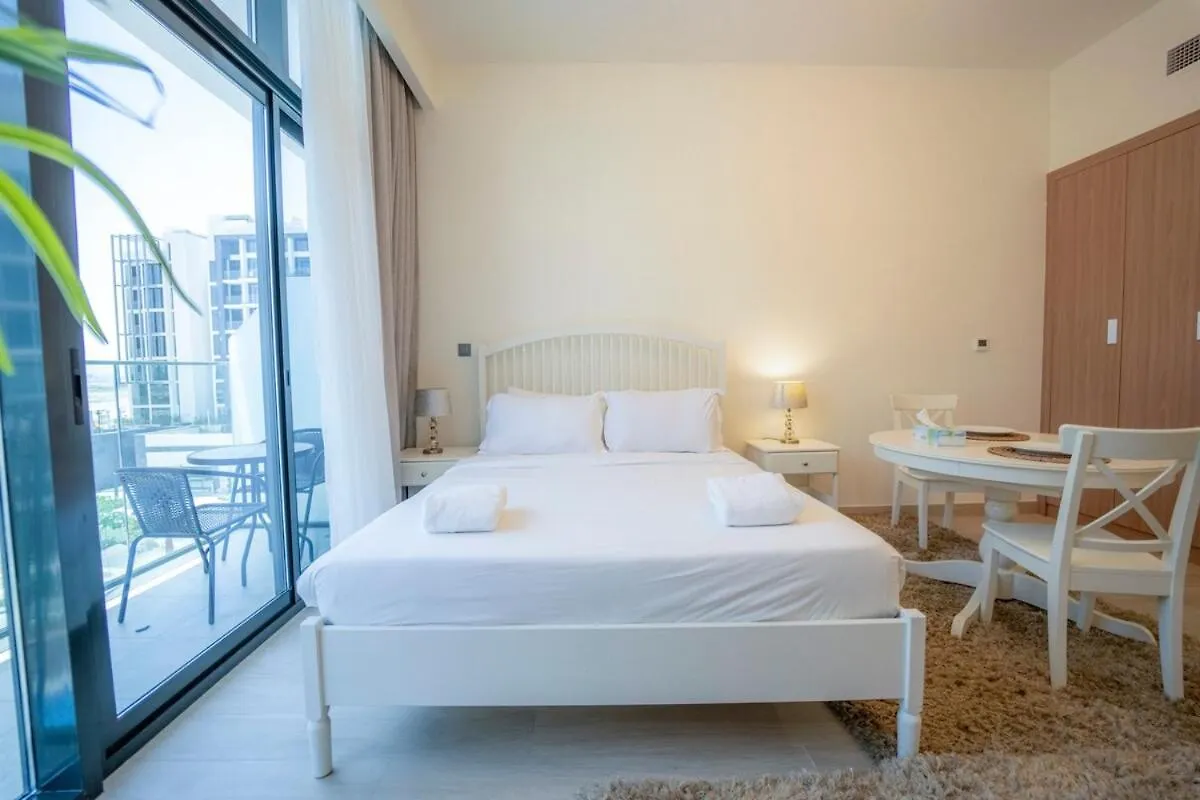 Apartment Aws Holiday Homes - Cozy Studio In Azizi Riviera Dubai