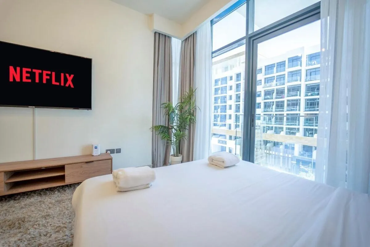 Aws Holiday Homes - Cozy Studio In Azizi Riviera Dubai United Arab Emirates